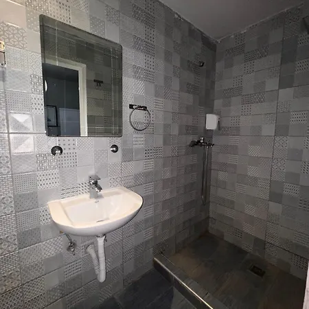 Princeps De Cura Rhodes Apartment